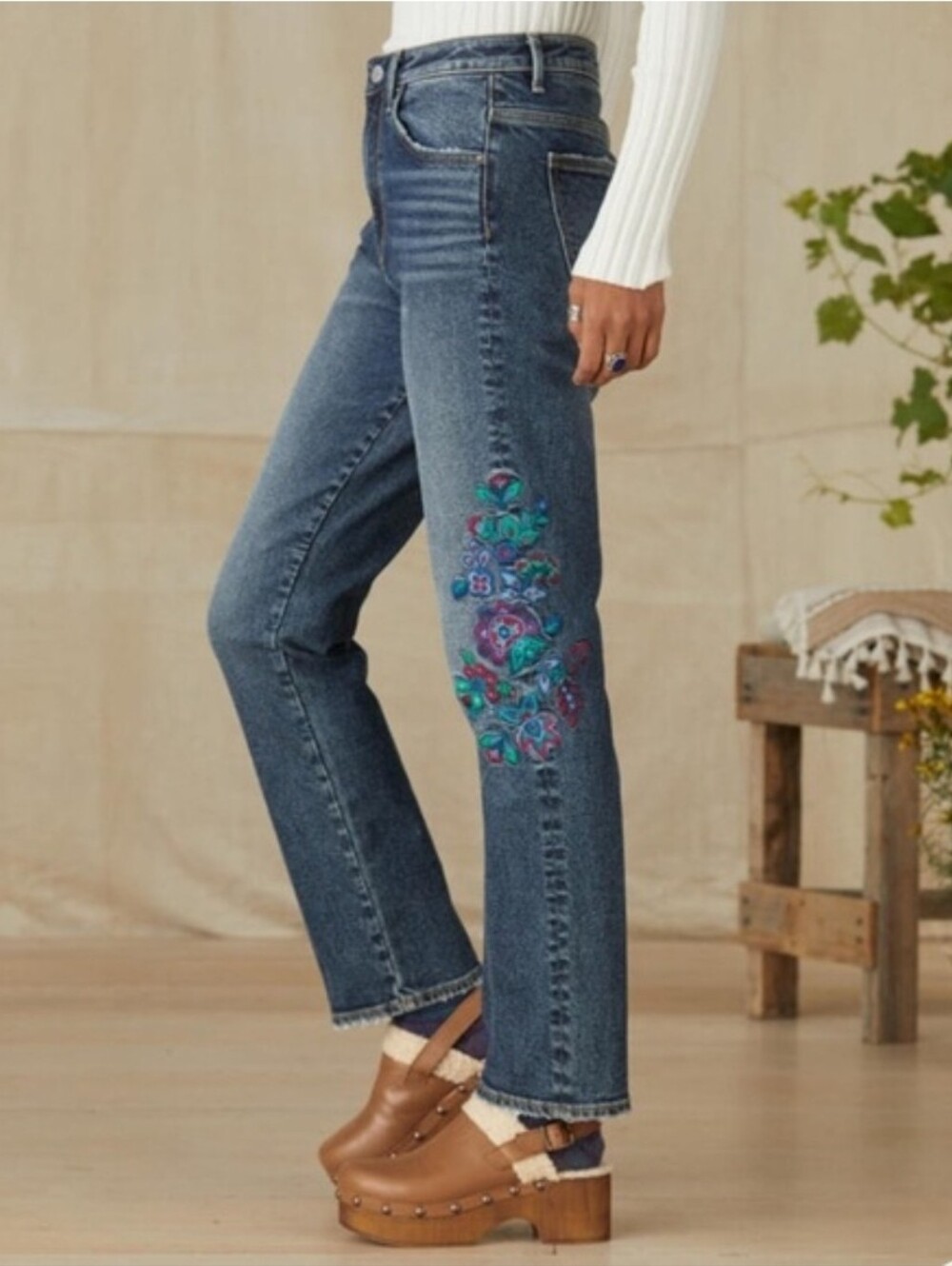 Driftwood Stella Flashflower Embroidered Straight Leg Jeans 32